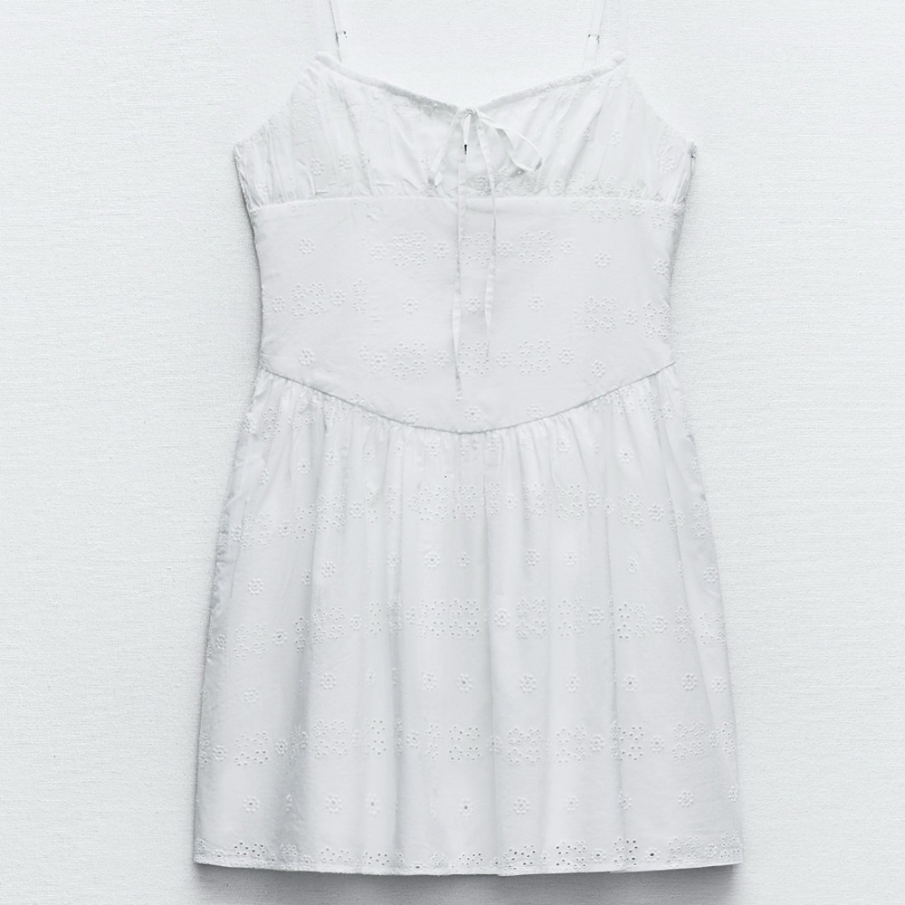 Zara White eyelet Sleeveless Spaghetti Strap Sundress